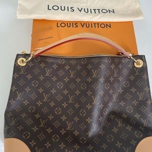 RARE Louis Vuitton Berri MM - Brand New!